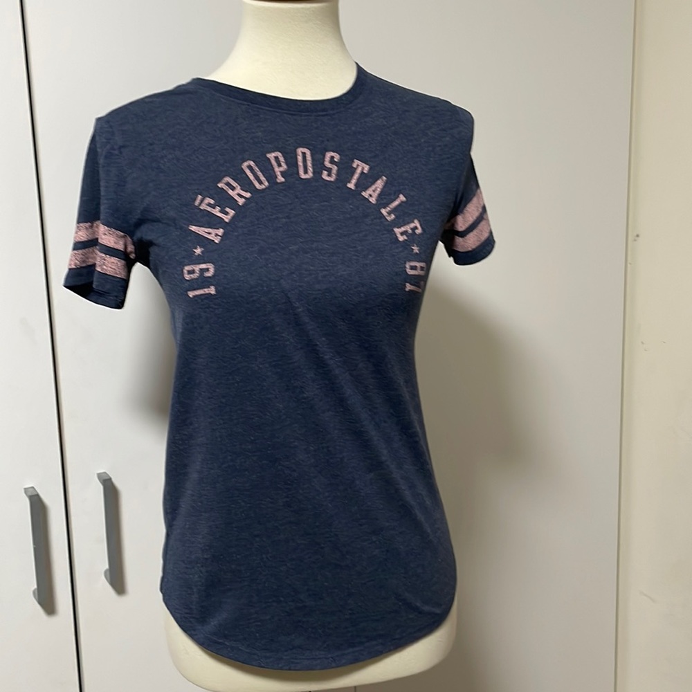 Aeropostale short‎ sleeve tee * size XS *
